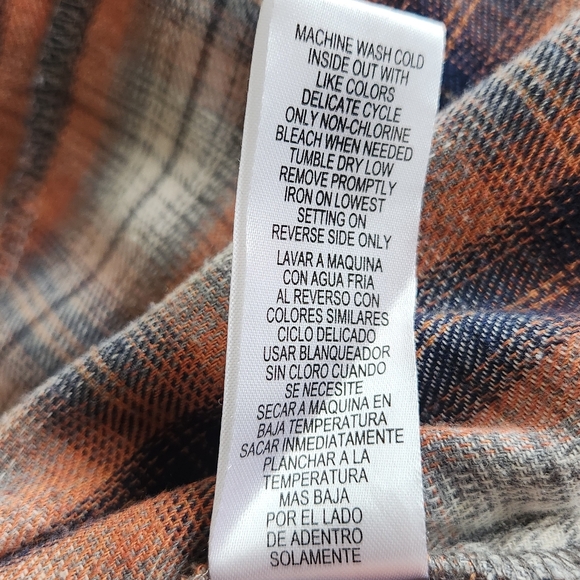 Plaid Flannel Shirt L Democracy Jacket Button Up Top Relaxed Fit Pockets - Picture 9 of 10